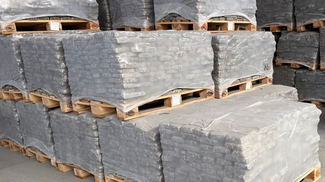 Buying Reclaimed Stone Cobble Tops: Sizing, Coverage & Practical Advice