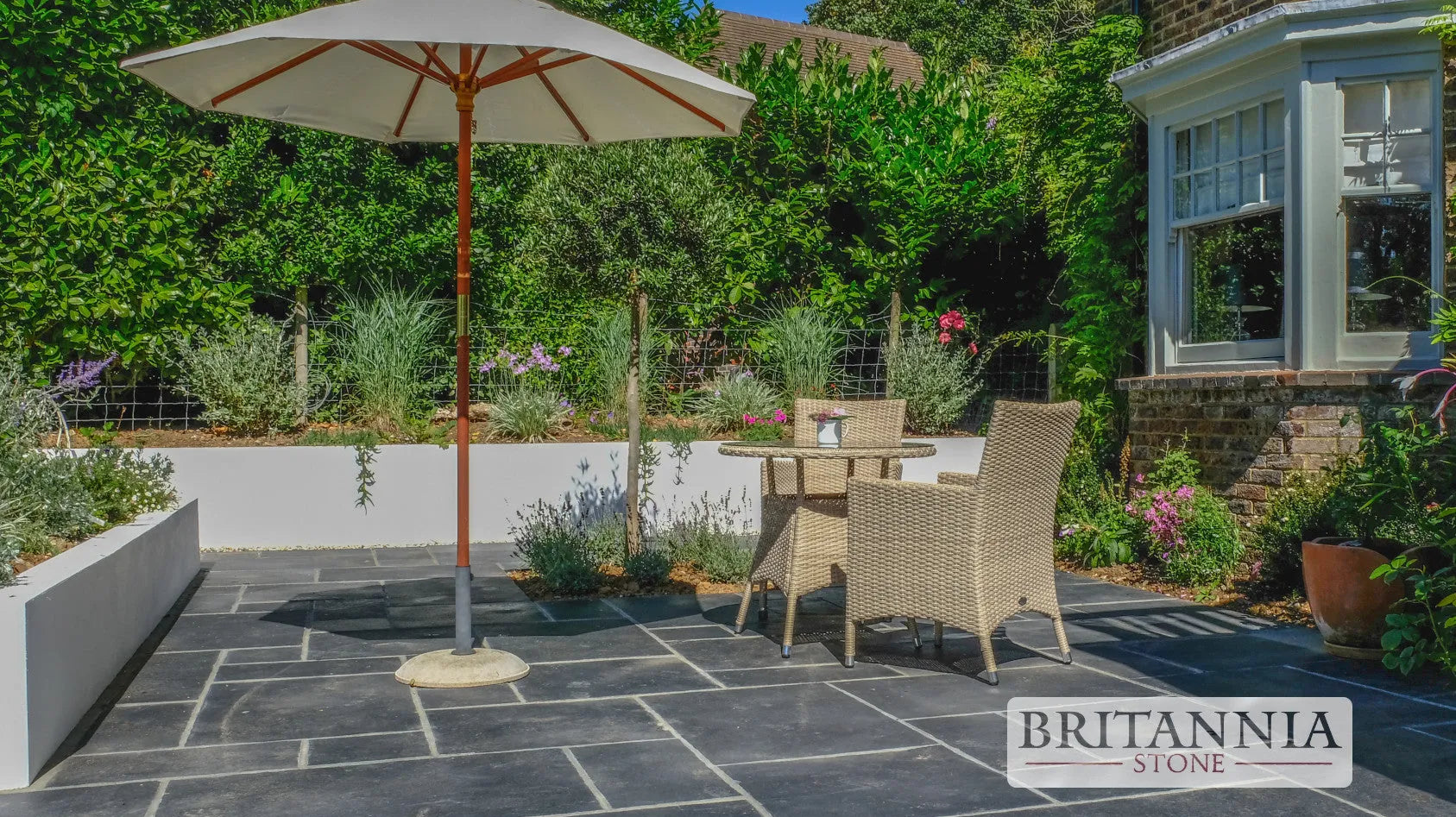 How to lay Natural Stone Paving