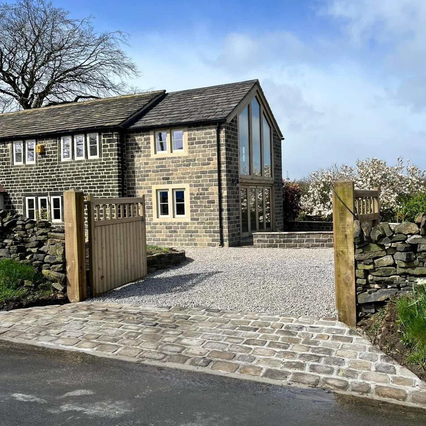 A Timeless Blend: Reclaimed Stone House Extension & Cobble Driveway in Holmfirth