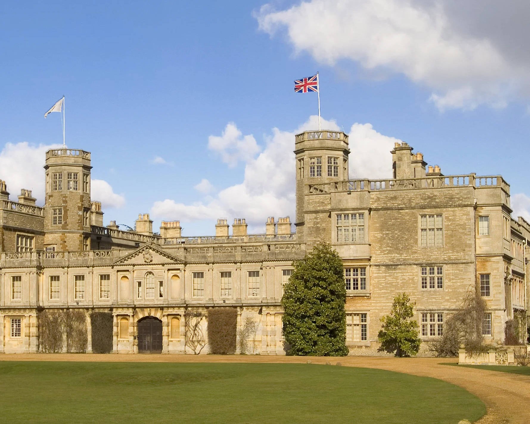 trusted supplier of reclaimed and stone walling stone
