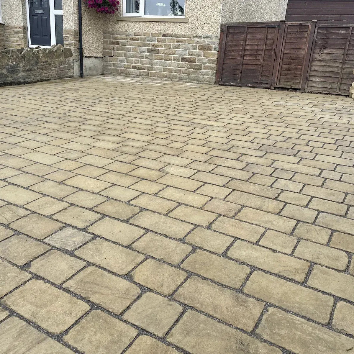yorkstone Tumbled Stone setts block Paving drive path driveway