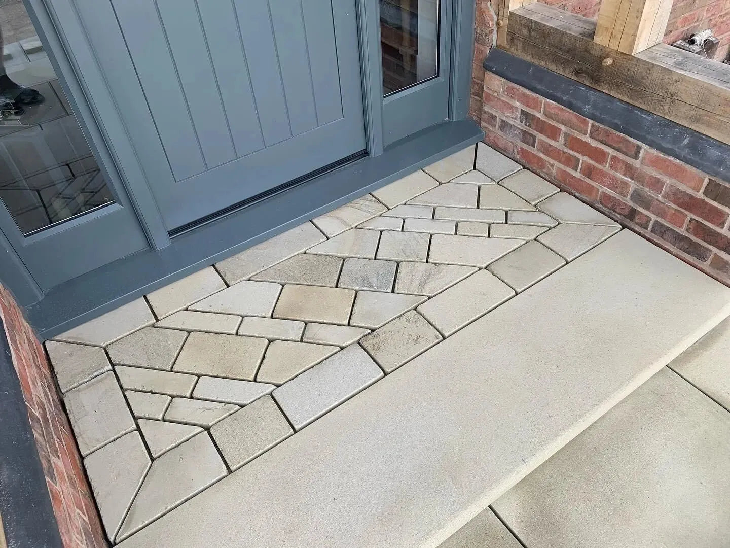 yorkstone Tumbled Stone setts block Paving