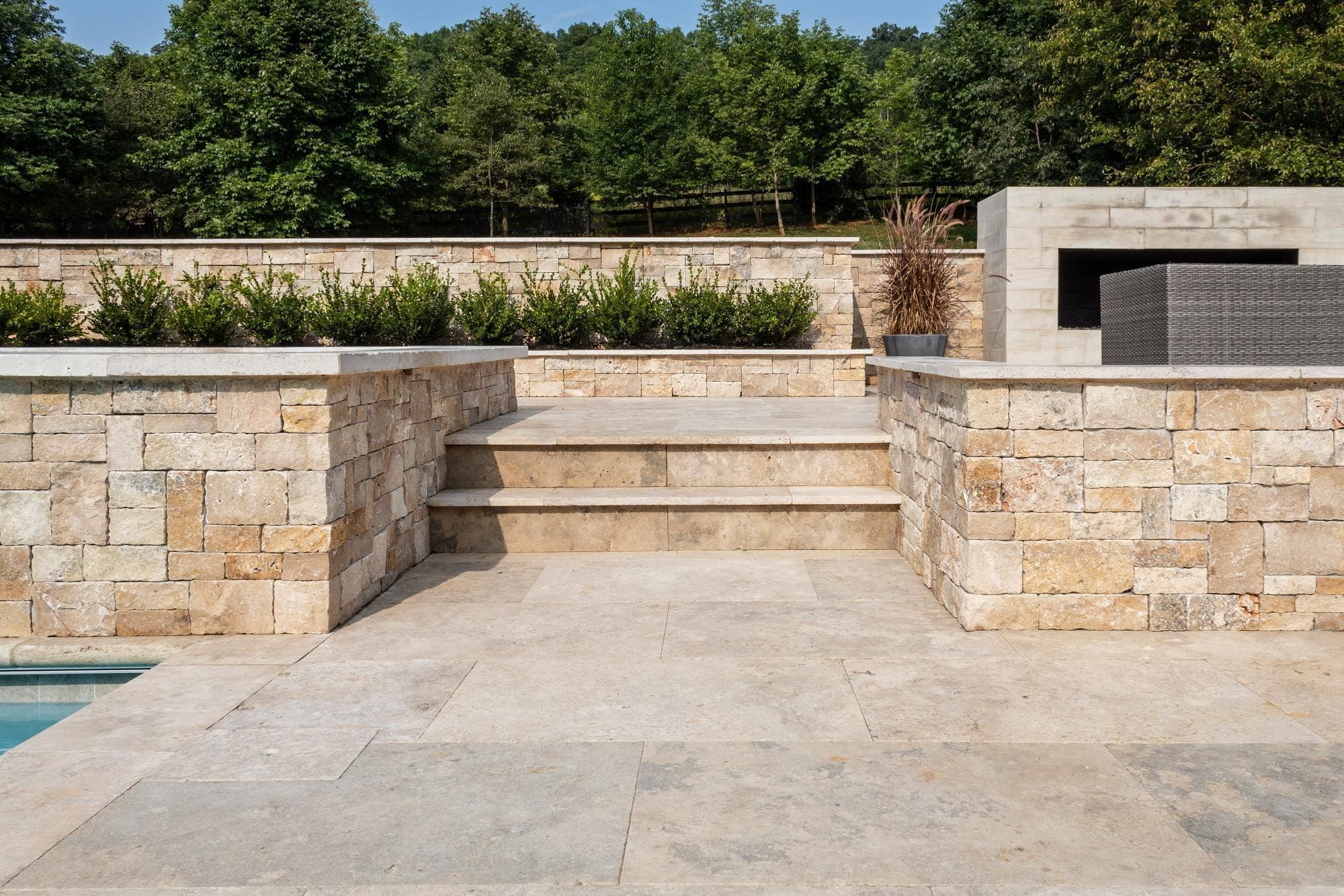 Natural British Stone cladding and steps | BRITANNIA STONE