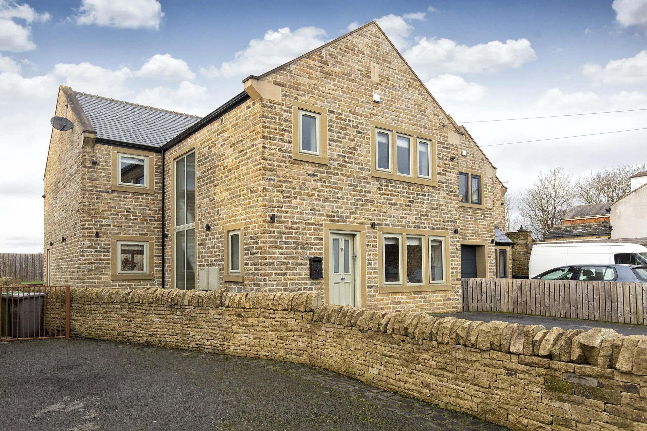 Natural yorkstone coursed building Stone