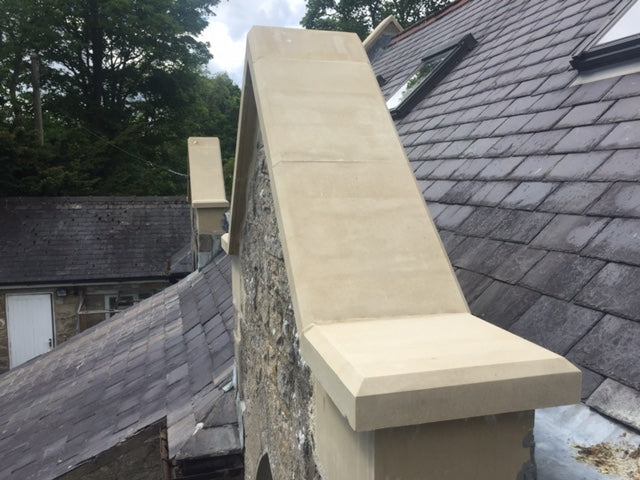 Natural stone water tabling coping