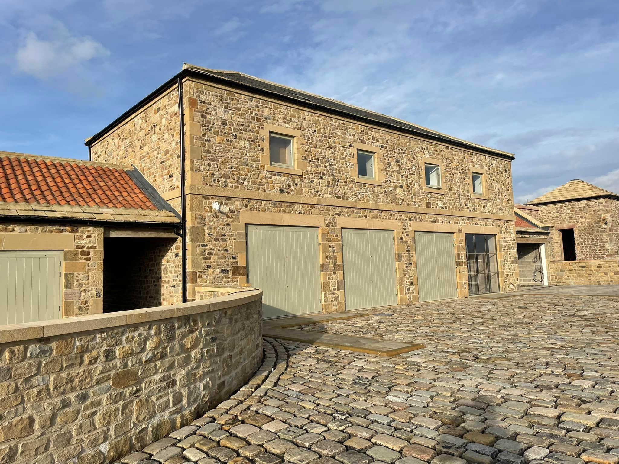 Yorkshire Stone Built Barn and Garage with Cobble Driveway | Britannia Stone