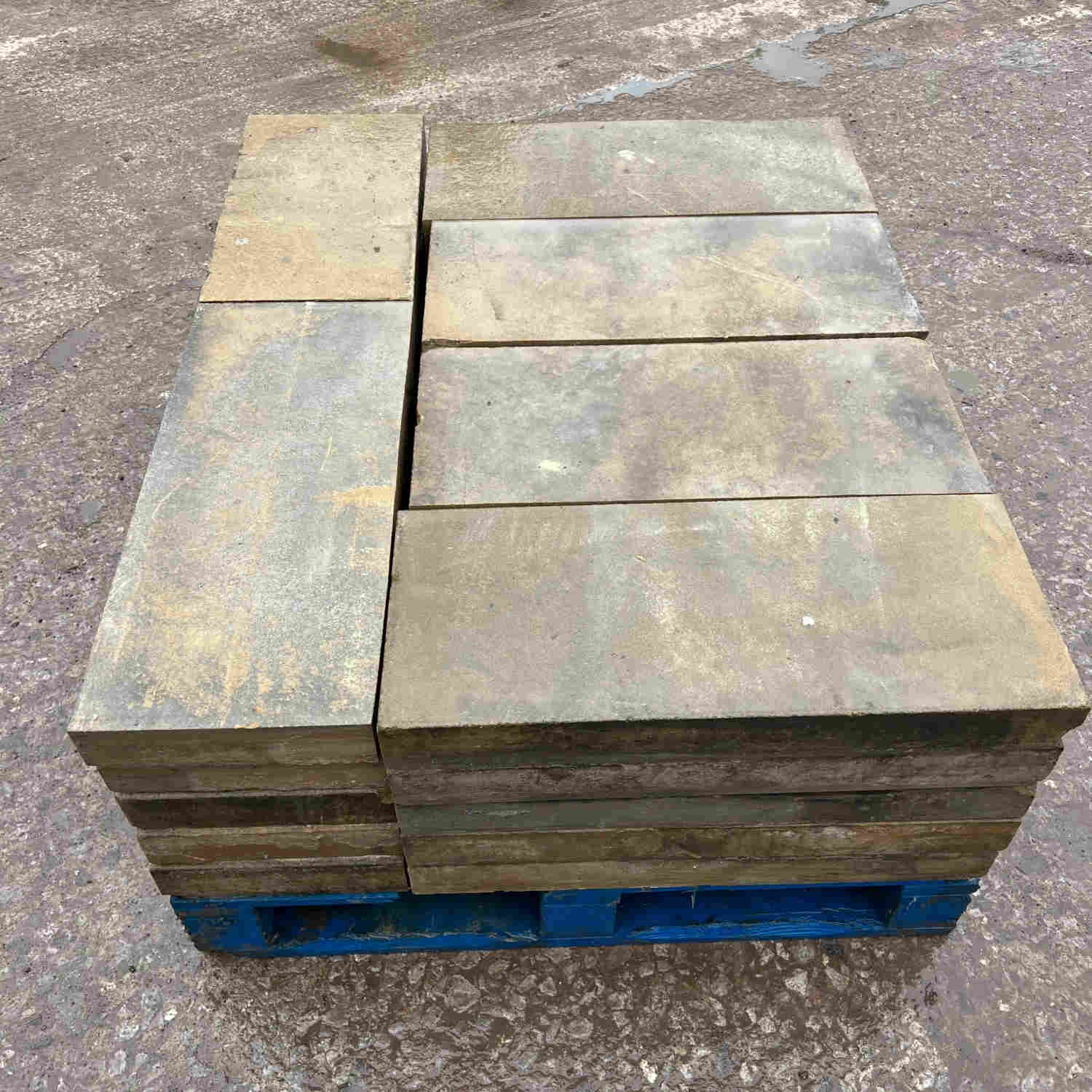 Reclaimed Flat Wall Coping Stones - 300mm x 70mm Britannia Stone