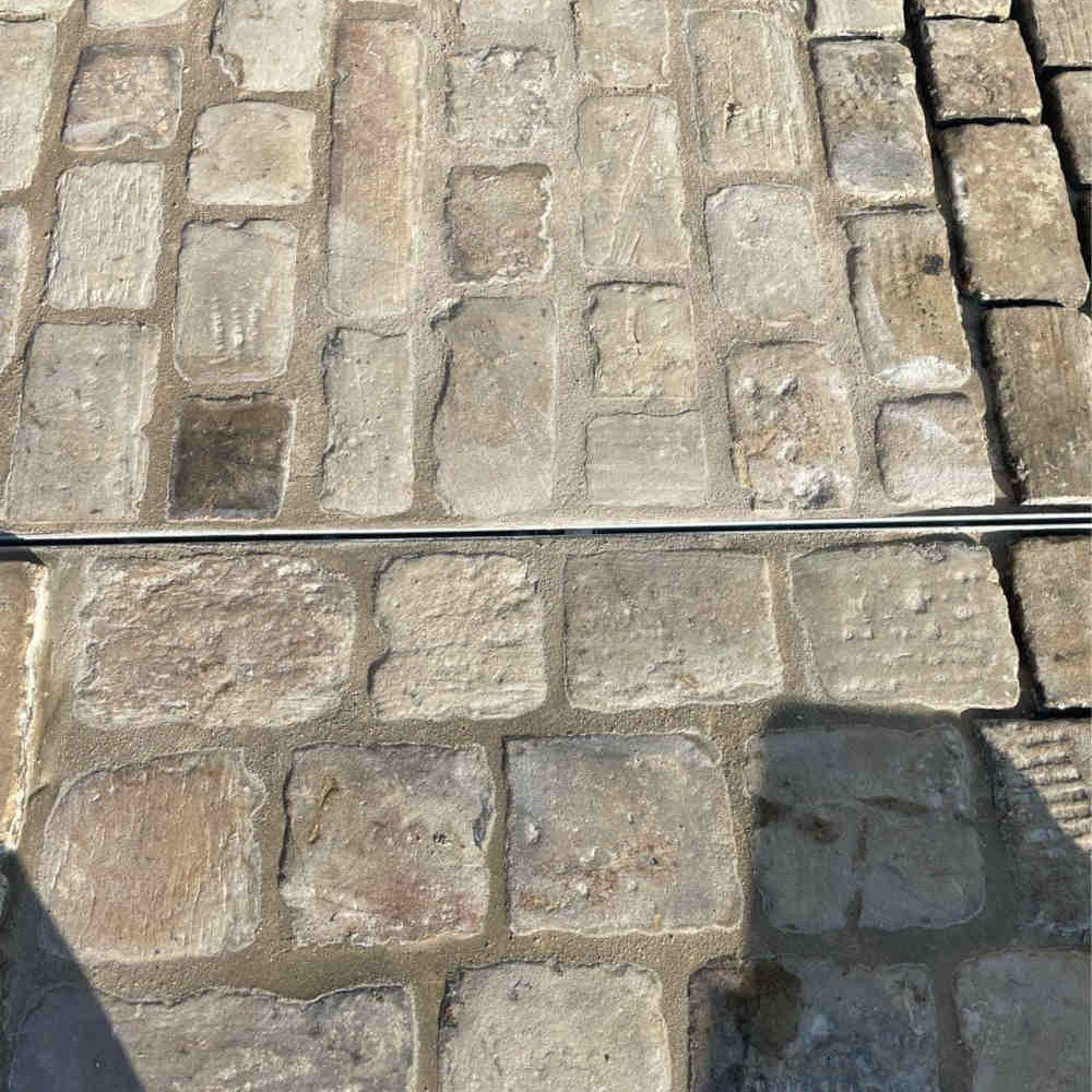 Reclaimed grit stone cobbles