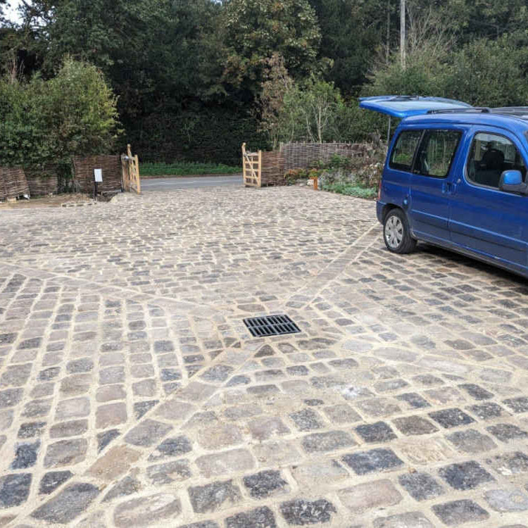 Reclaimed grit stone cobbles | Britannia Stone