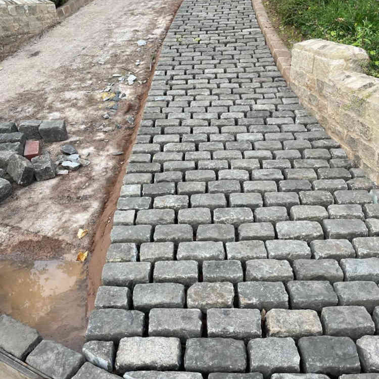 Reclaimed grit stone cobbles | Britannia Stone