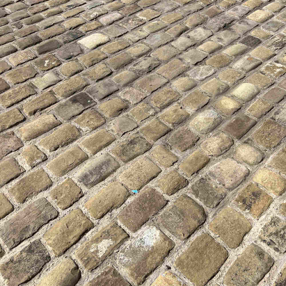 Reclaimed grit stone cobbles | Britannia Stone