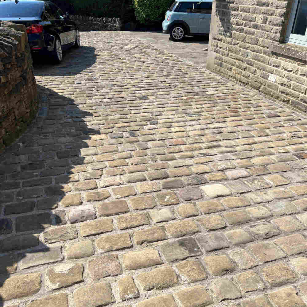 Reclaimed grit stone cobbles setts | Britannia Stone