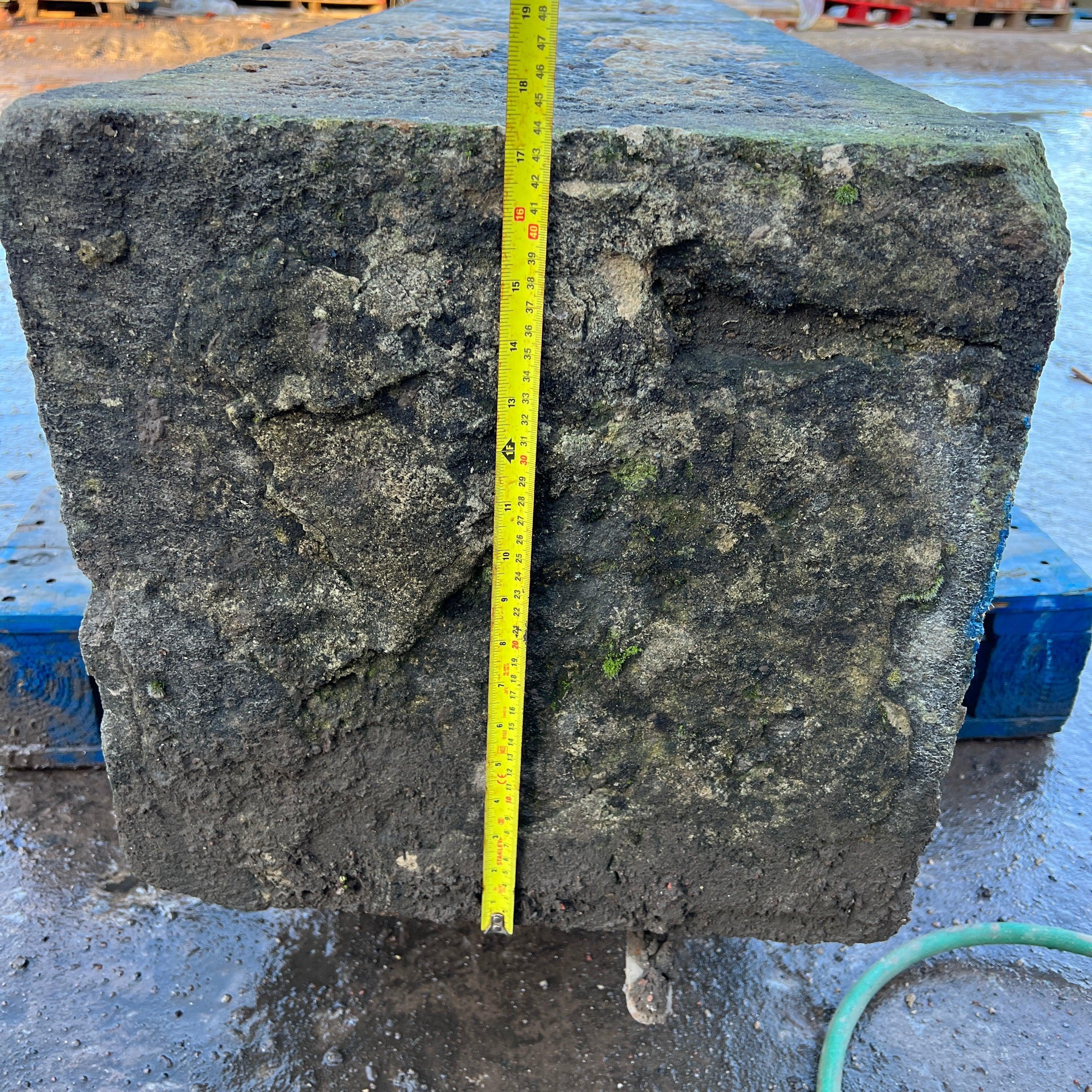 Driveway Stone Pillar - Reclaimed Brick Company