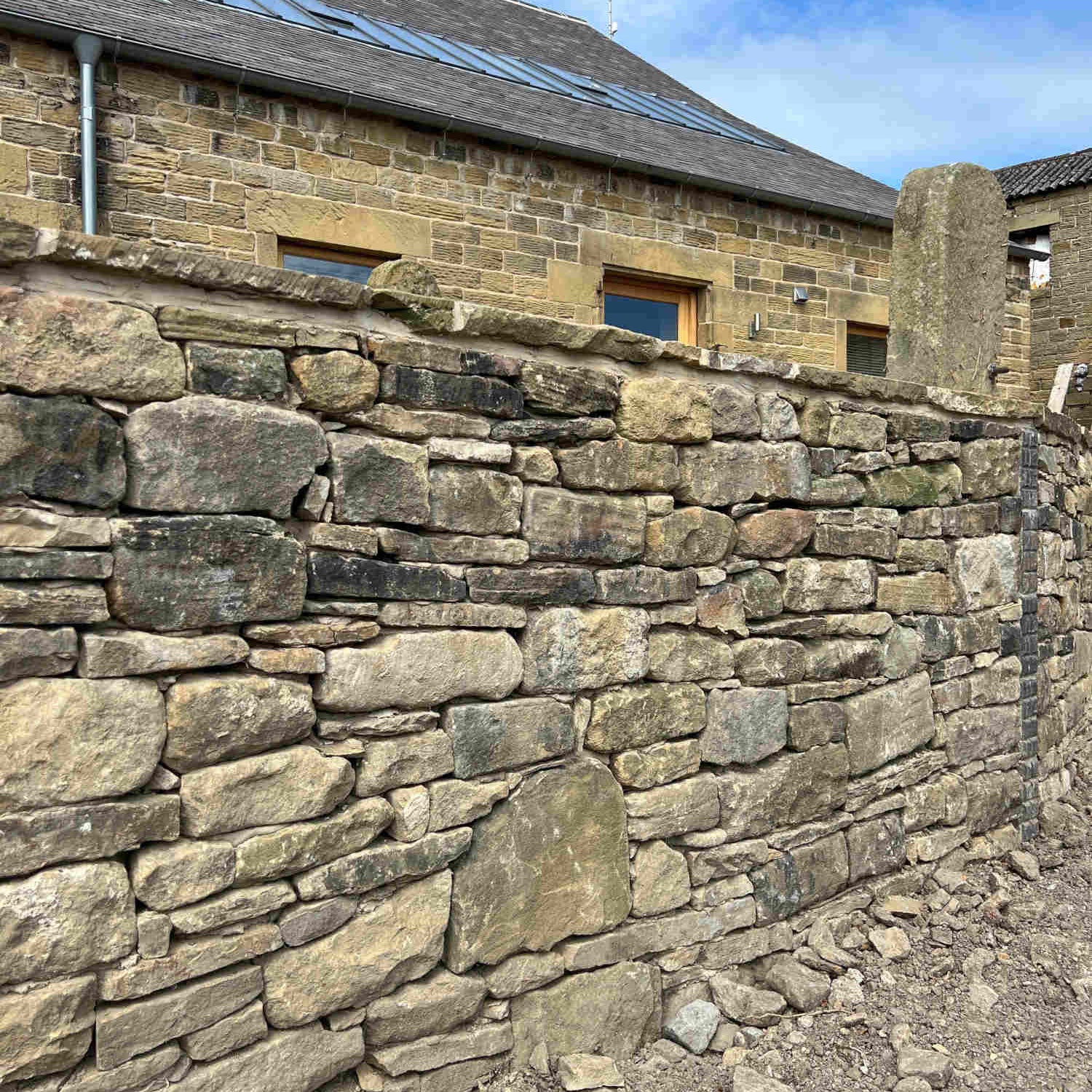 Reclaimed Walling Stone in Bulk Bags - Britannia Stone