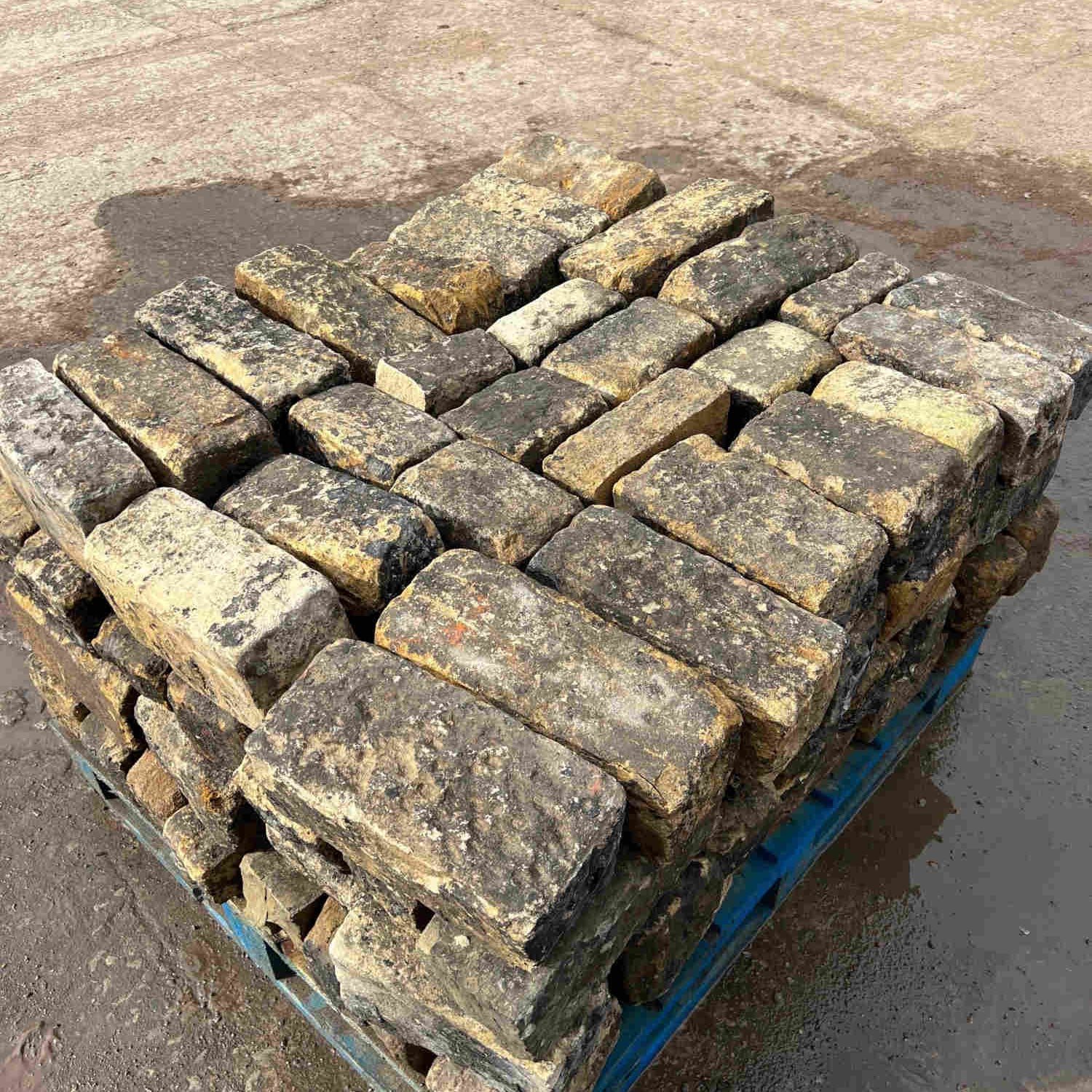Reclaimed Weathered Face Building Stone - Dressed & Backed off - UK Delivery pallet - Britannia Stone