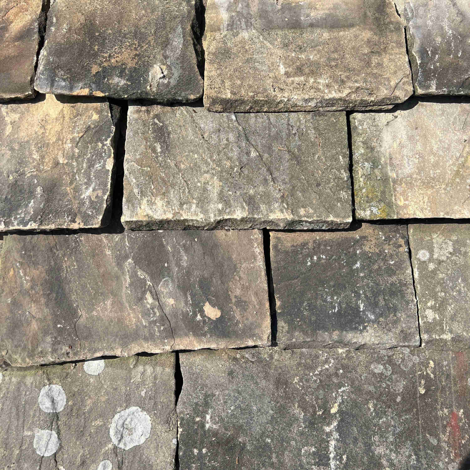 Reclaimed Yorkshire Stone Roof Slate / Tile -  Britannia Stone
