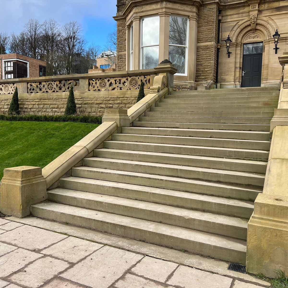 Steps & Risers | Britannia Stone | New & Reclaimed Stone