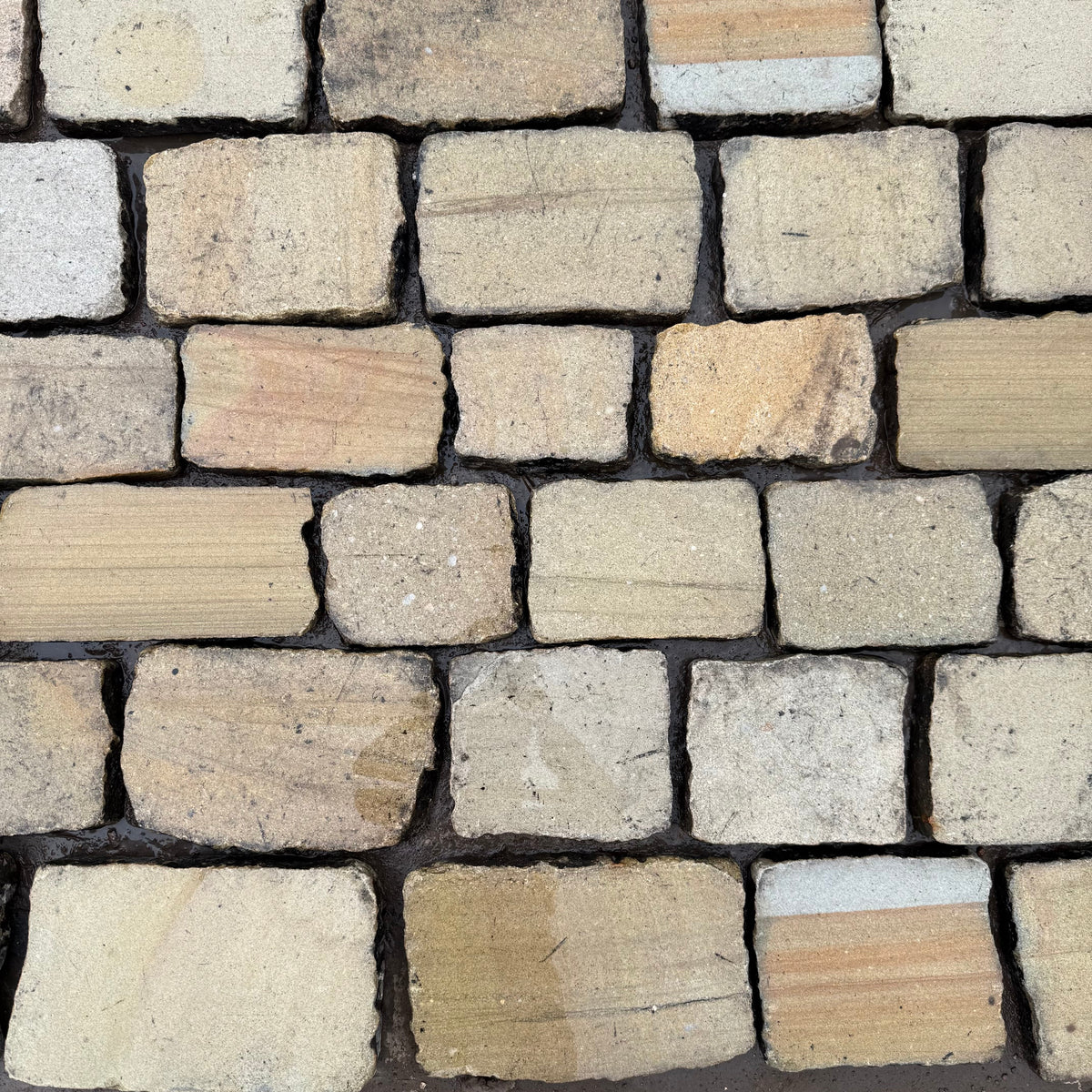 Reclaimed Sawn Yorkshire Stone Cobble Tops - Per SQM – Britannia Stone