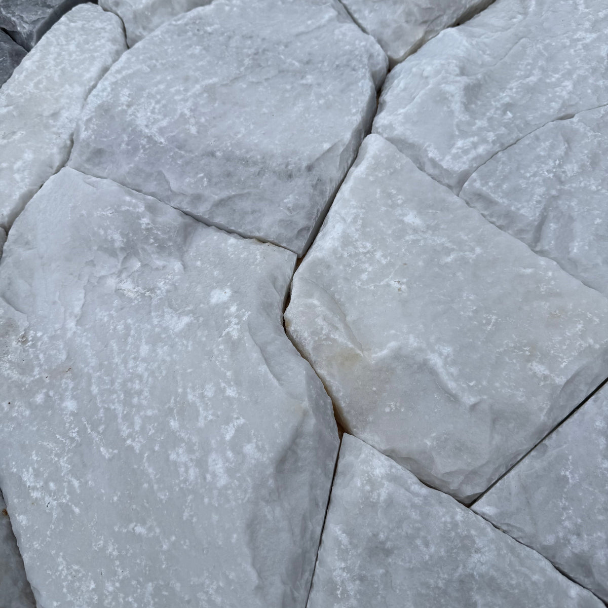 Alabaster White Stone Cladding – Britannia Stone