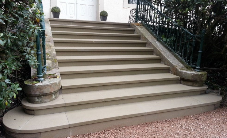 Steps & Risers | Britannia Stone | New & Reclaimed Stone