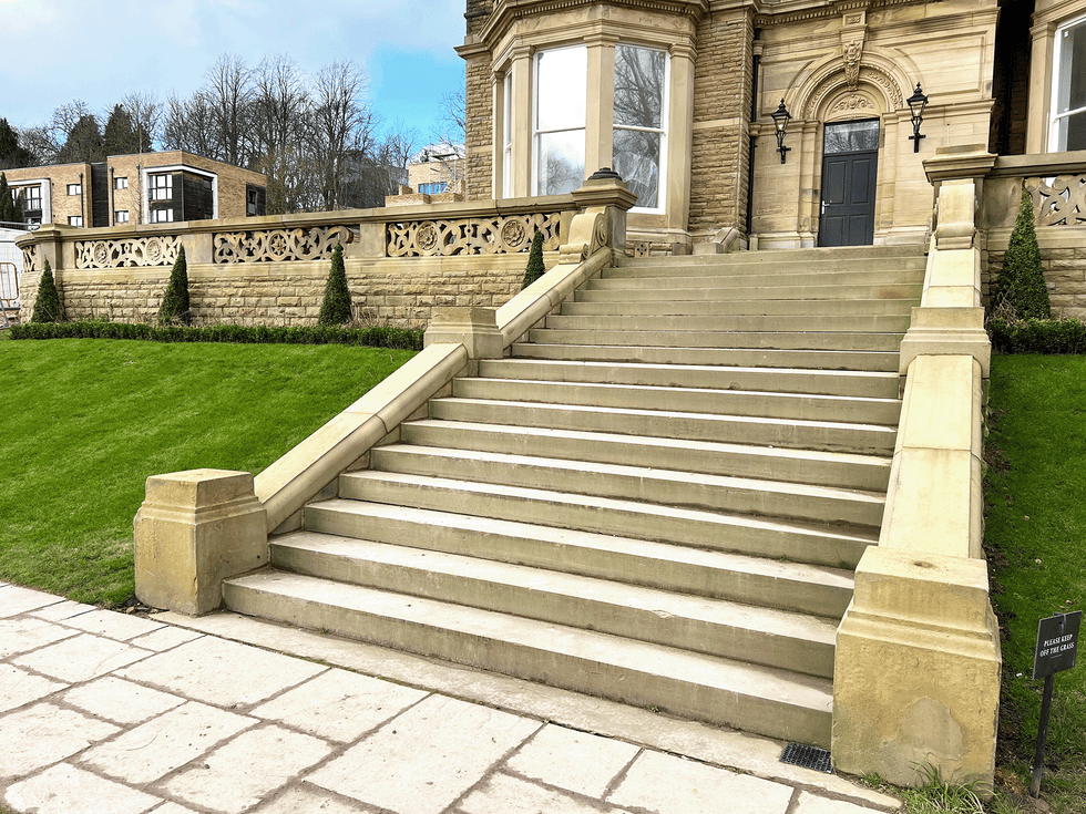 Steps & Risers | Britannia Stone | New & Reclaimed Stone