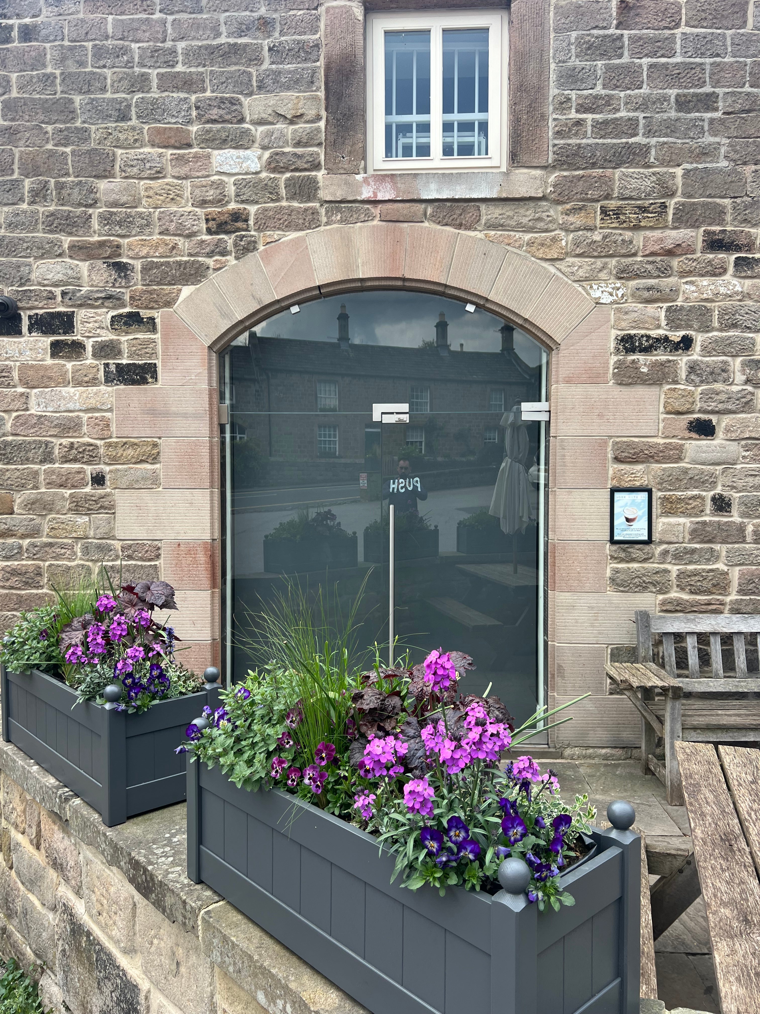 Stone Quoins Arched Window made to order. Absolute outstanding service from start to finish, and the craftmanship of the stone is excellent. Happy Customer.