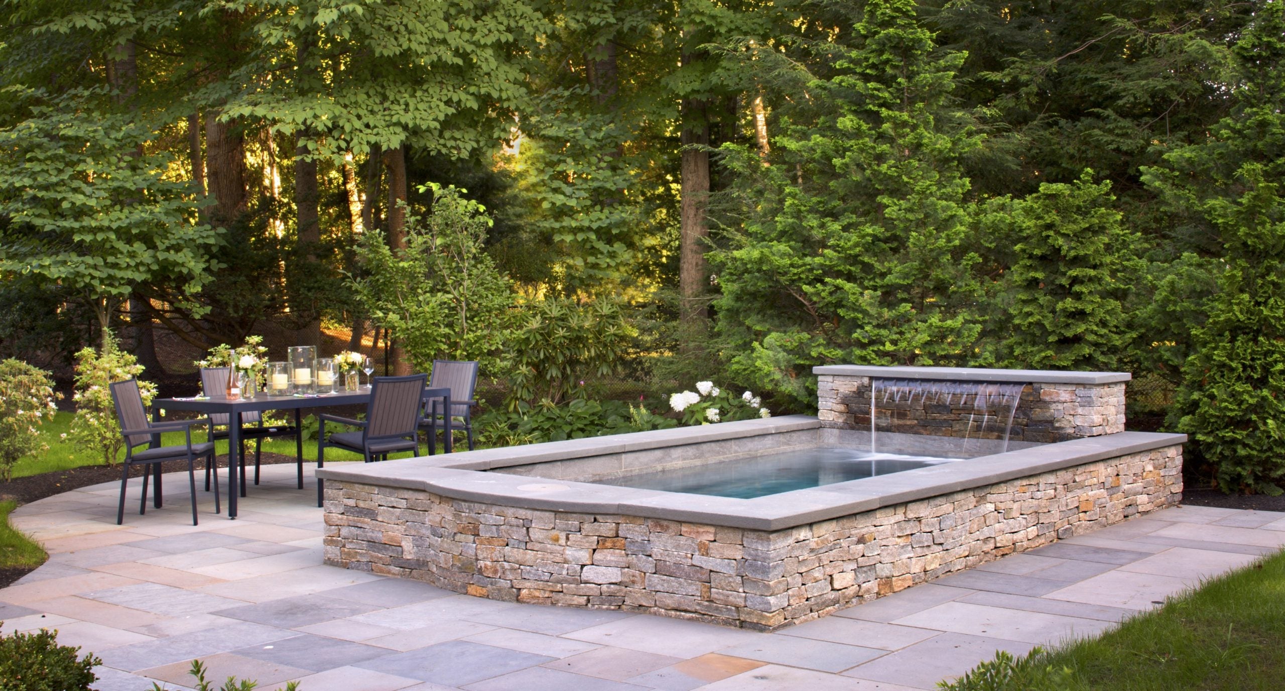 Natural British Stone Swimming Pool Water fall