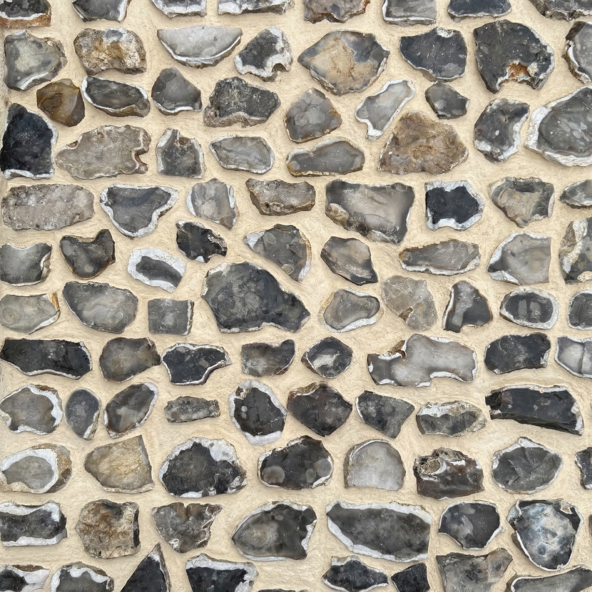 Per Gas Stone Cladding Natural Flint Cladding Blocks - Per SQM – Britannia Stone
