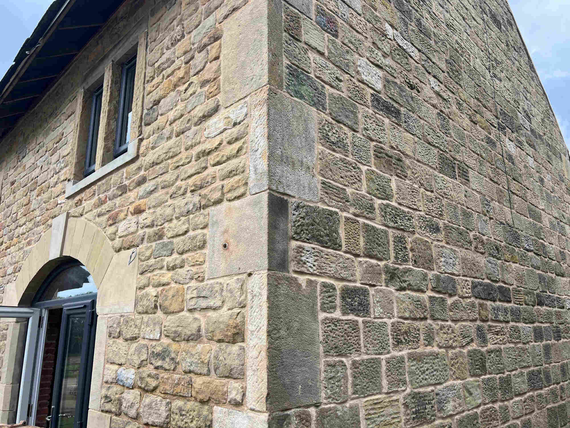 Reclaimed  Quoins; Britannia Stone