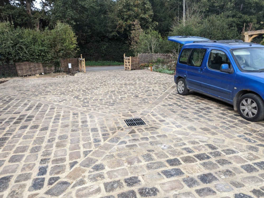 Reclaimed grit stone cobbles | Britannia Stone