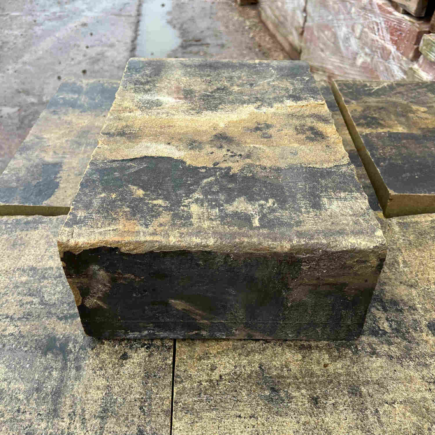 Reclaimed Stone Quoins - 450mm x 300mm - Reclaimed Brick Company