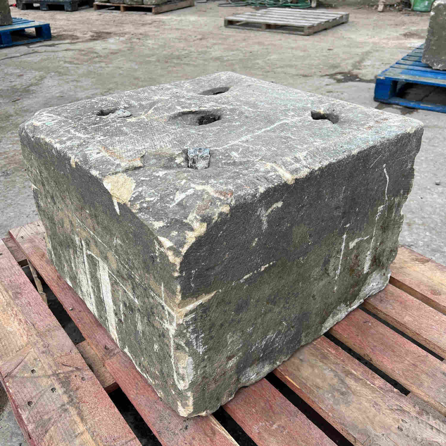 Reclaimed York Stone Statue Plinth | Britannia Stone