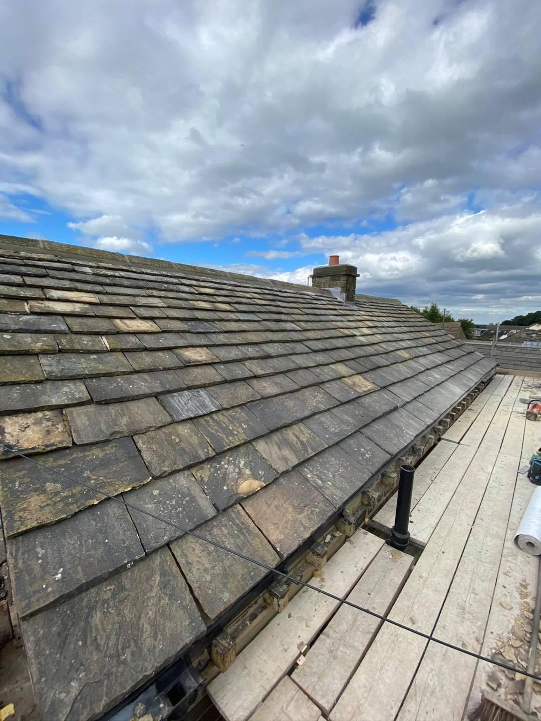 Reclaimed Yorkshire Stone Roof Slate / Tile - Britannia Stone